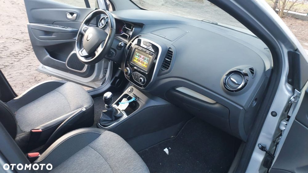 Renault Captur - 17