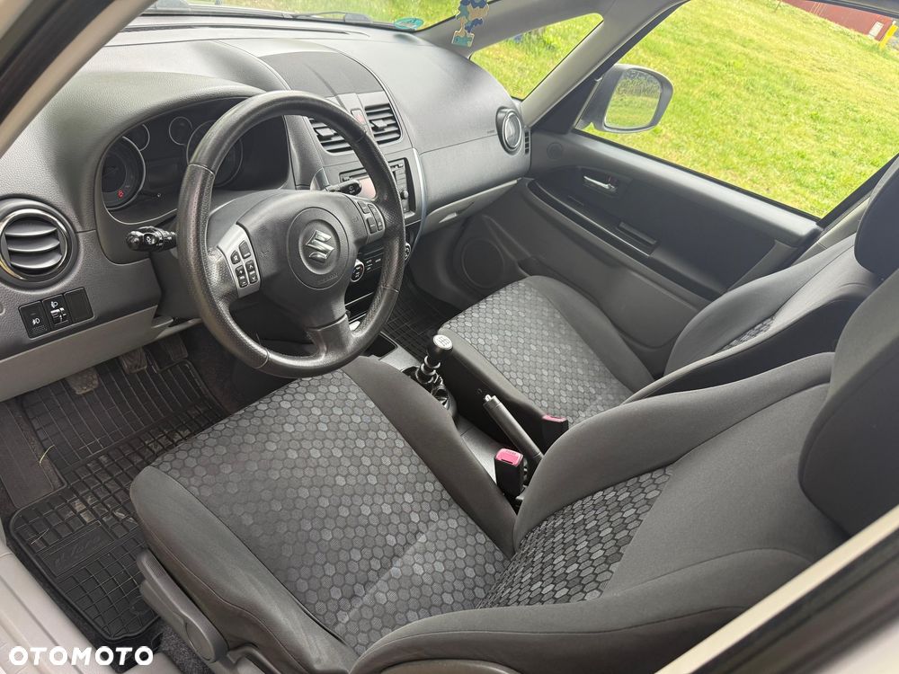 Suzuki SX4 2.0 DDiS 4x4 Limited - 11