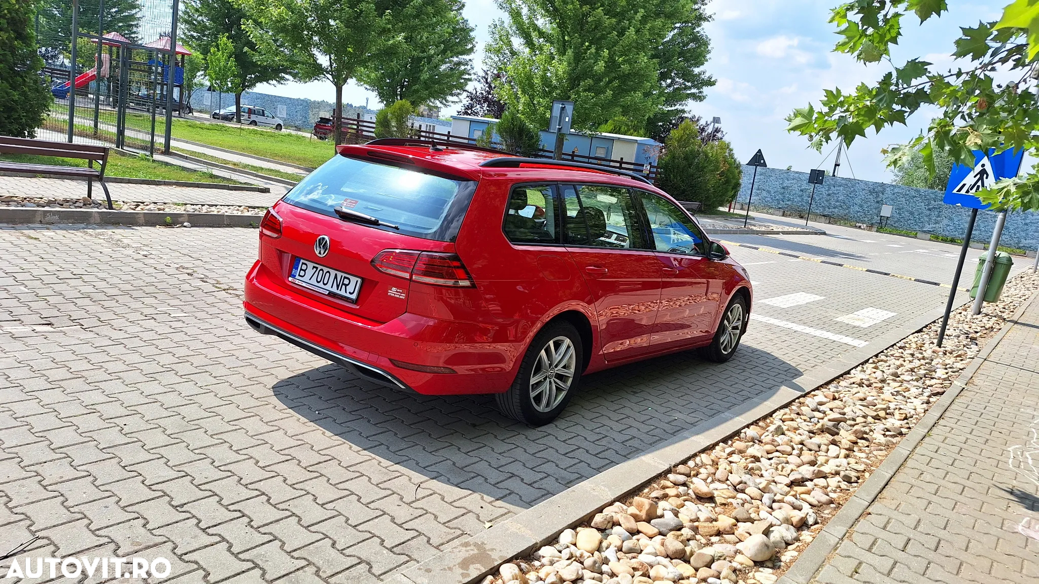 Volkswagen Golf 1.6 TDI (BlueMotion Technology) DSG Comfortline - 3