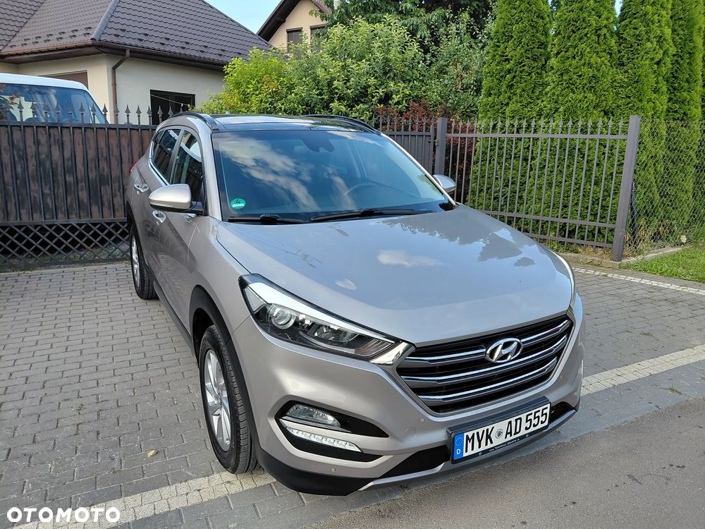 Hyundai Tucson 2.0 CRDI BlueDrive Style 2WD - 7