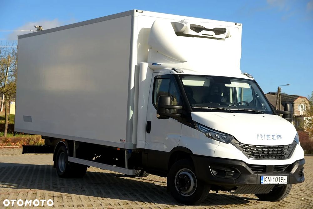 Iveco 72C18  3,0 180KM  Zanotti Z380  230 V 6,1m 12 palet dł -20+20 ładowność 3460kg - 1