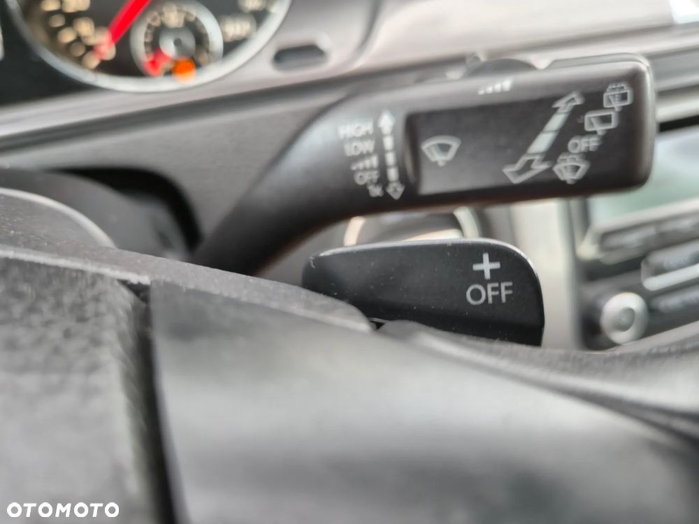 Volkswagen Passat 2.0 TDI DPF DSG Comfortline - 15