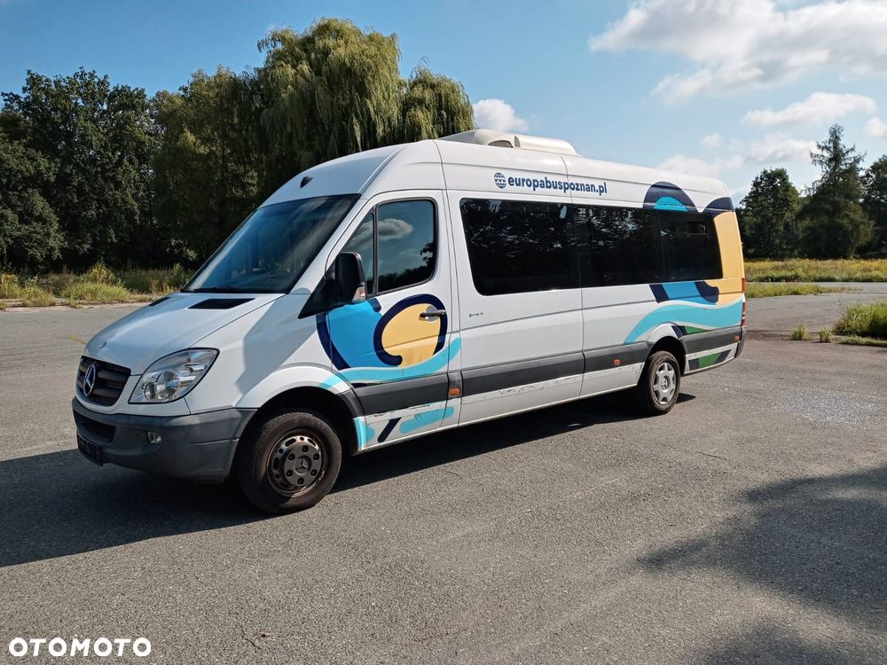 Mercedes-Benz 516 - 1