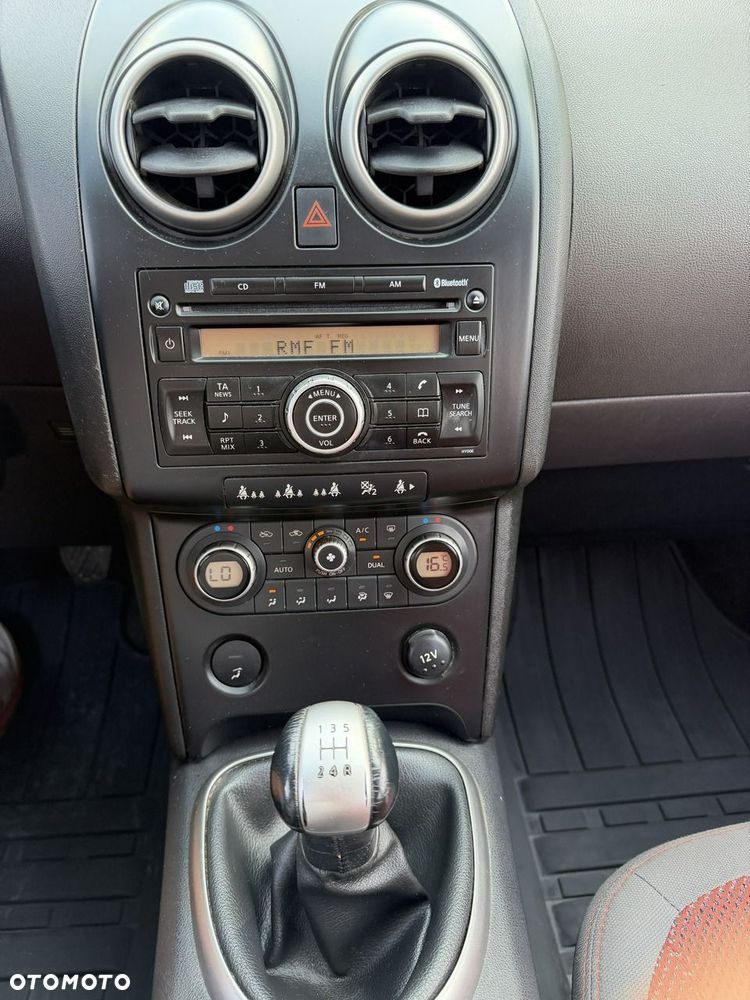 Nissan Qashqai - 11