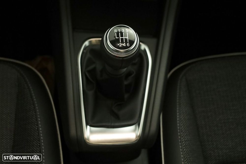 Renault Captur 1.0 TCe Techno Bi-Fuel - 14