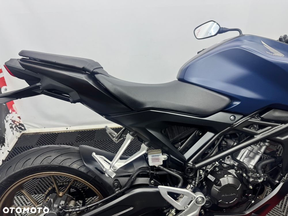 Honda CB - 28