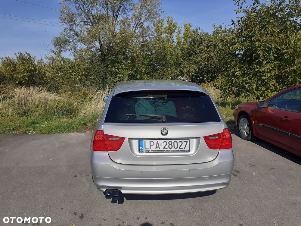 BMW Seria 3 325xi - 3