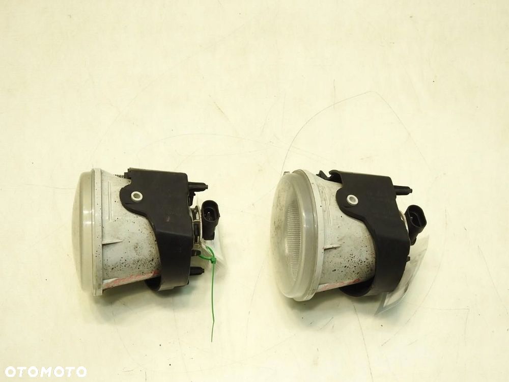HALOGEN LAMPA PRZECIWMGIELNA PRZÓD CHRYSLER 300C 04805859AB - 7