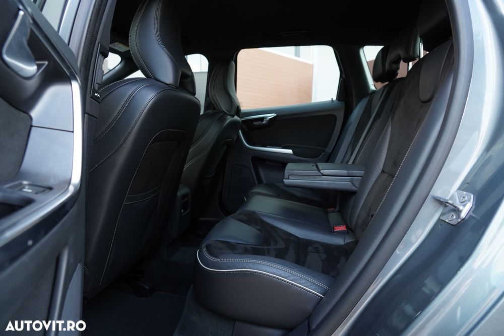 Volvo XC 60 D4 Geartronic RDesign - 12
