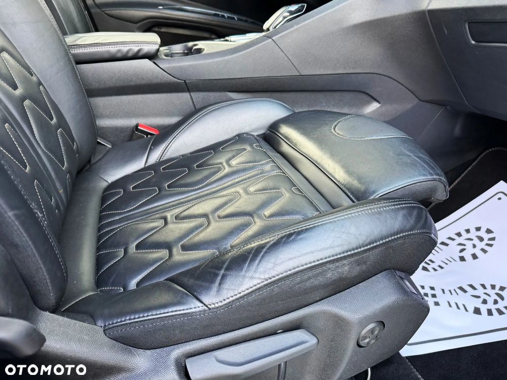 Peugeot 5008 BlueHDI 180 EAT8 GT Pack - 23