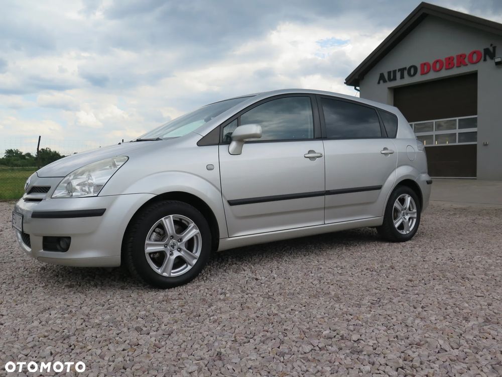 Toyota Corolla Verso 1.8 Sol + 7os MM - 2