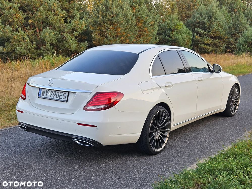 Mercedes-Benz Klasa E 200 d 9G-TRONIC Exclusive - 5