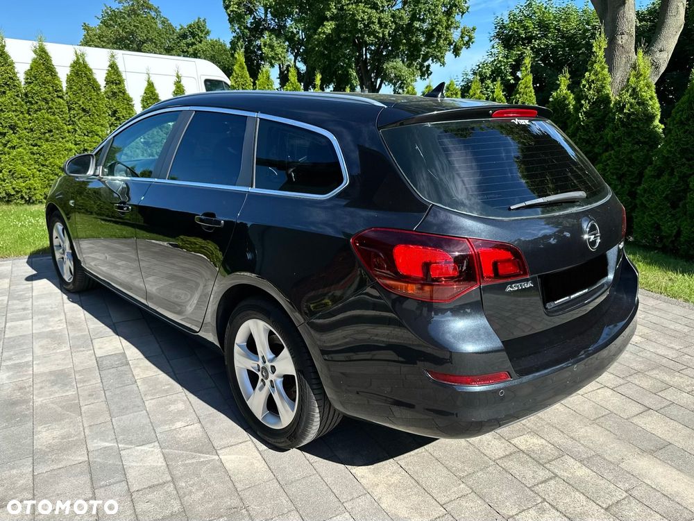Opel Astra - 6