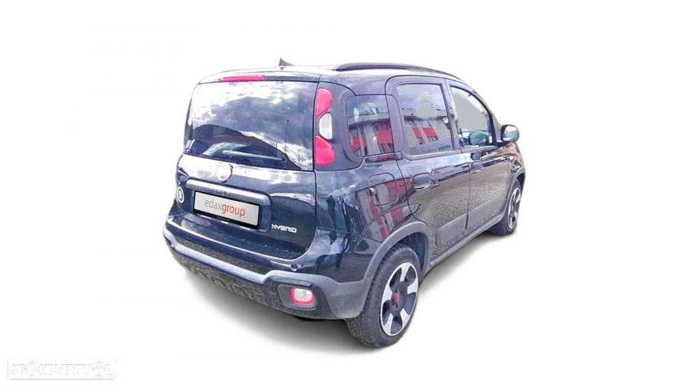Fiat Panda 1.0 Hybrid Cross - 2