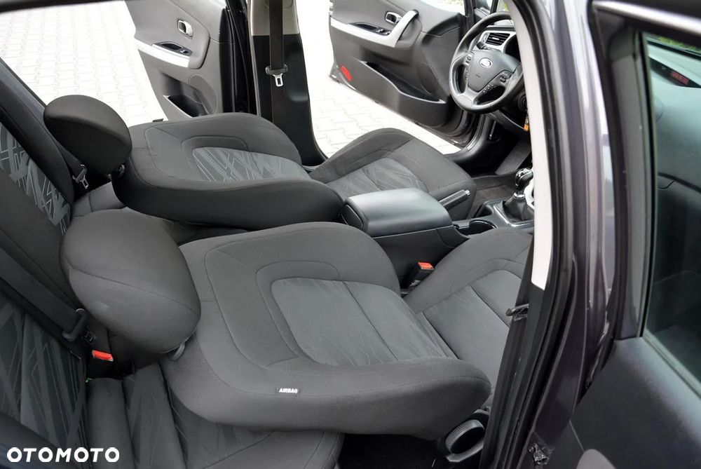 Kia Ceed 1.4 CVVT Dream Team Edition - 23