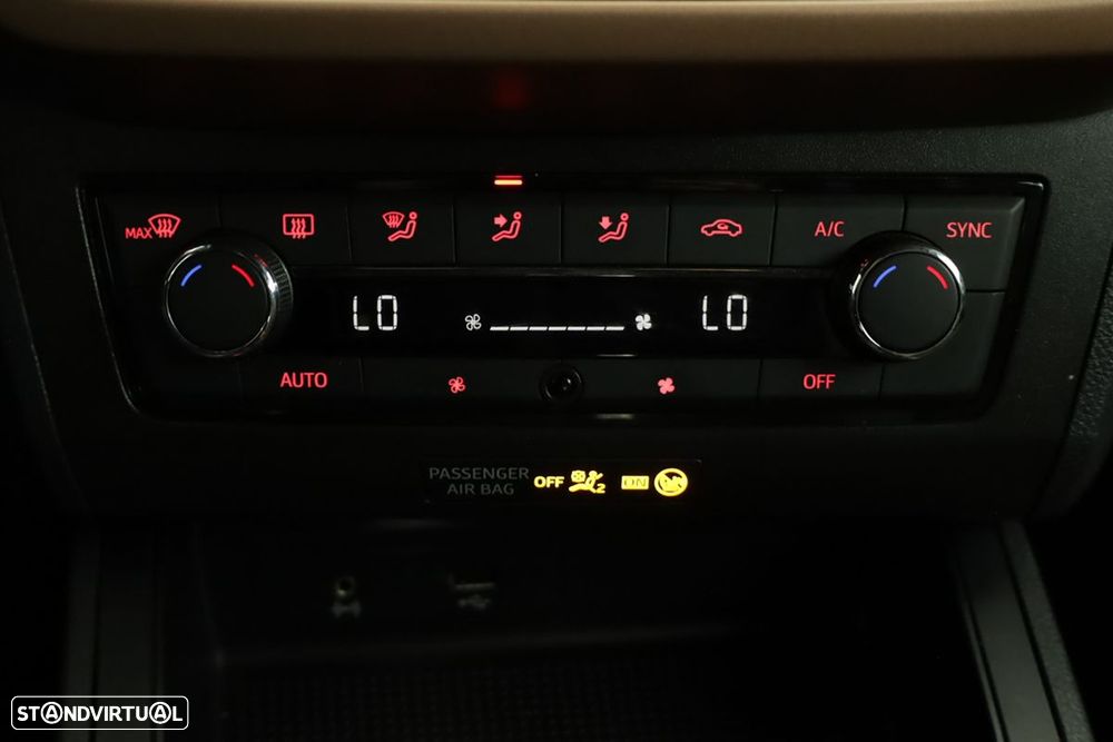 SEAT Ibiza 1.0 TSI Xcellence DSG - 11