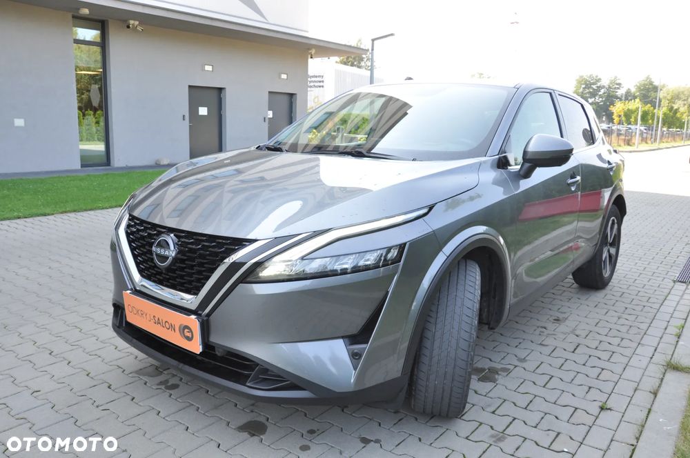 Nissan Qashqai 1.3 DIG-T mHEV N-Connecta Xtronic - 4
