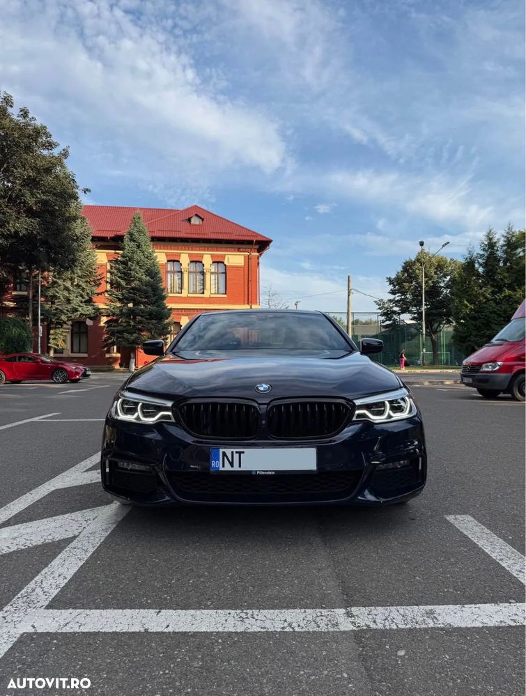 BMW Seria 5 520d xDrive Aut. Sport Line - 2