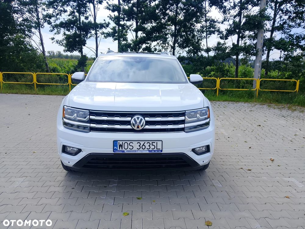 Volkswagen Atlas - 2