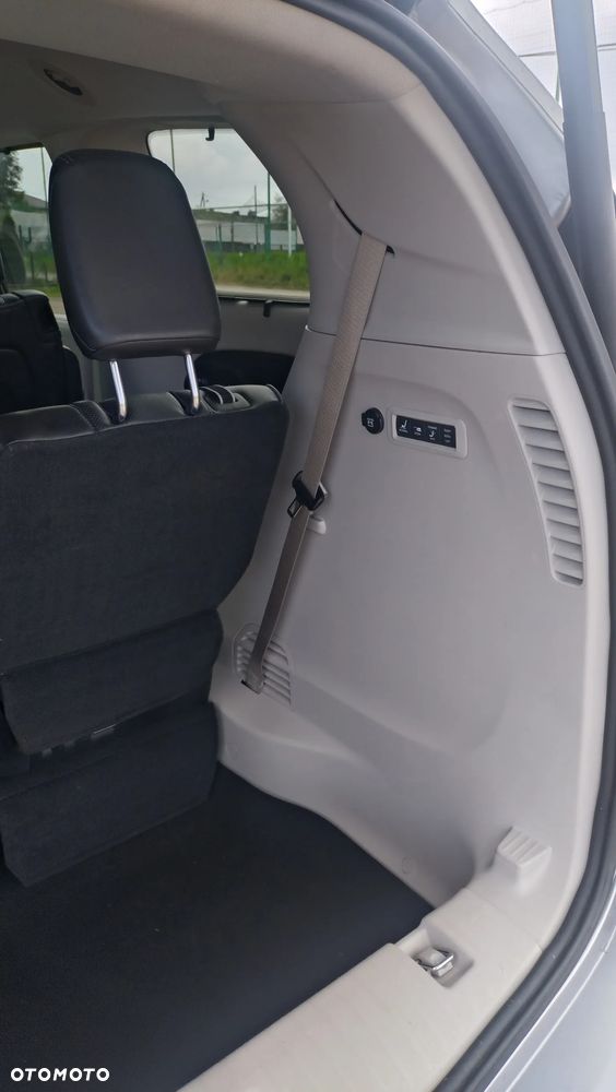 Chrysler Pacifica - 10