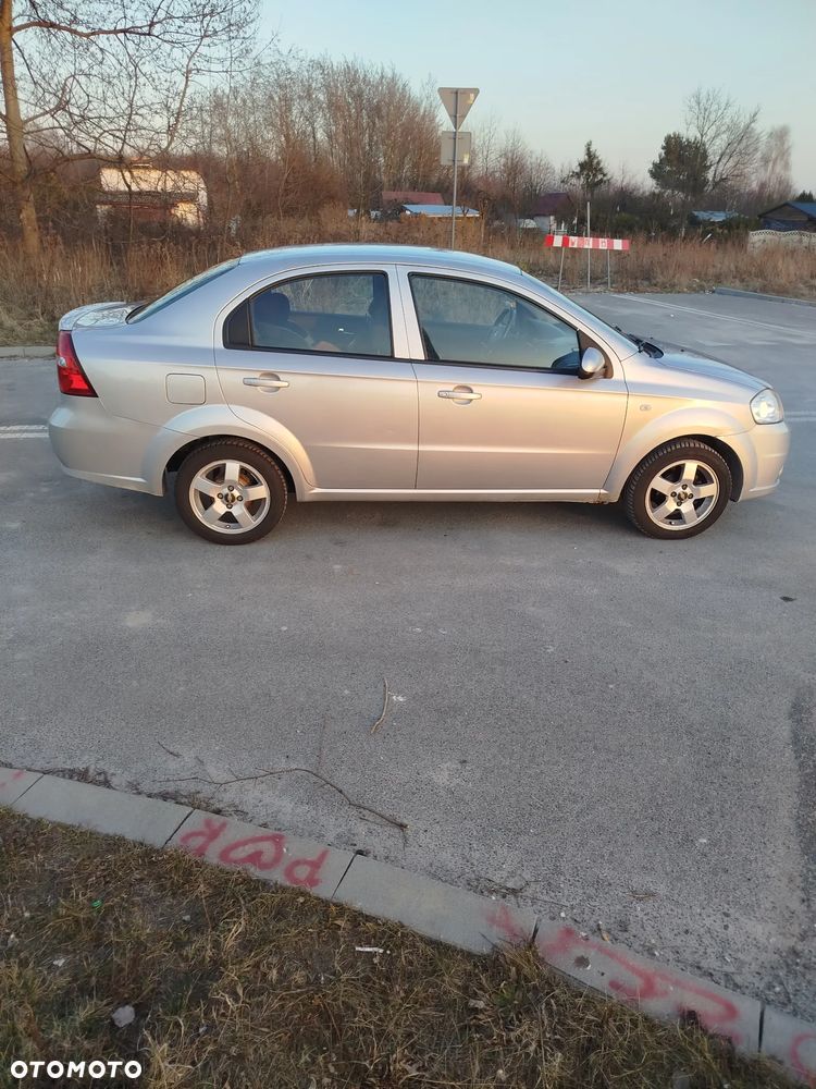 Chevrolet Aveo 1.4 16V Elite (abs,klm) - 4