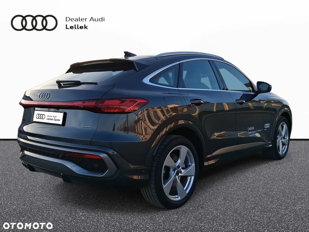 Audi Q5 Sportback - 5
