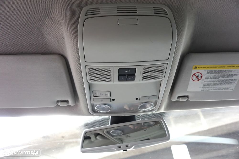 VW Passat 2.0 TDI BM Confortline - 53