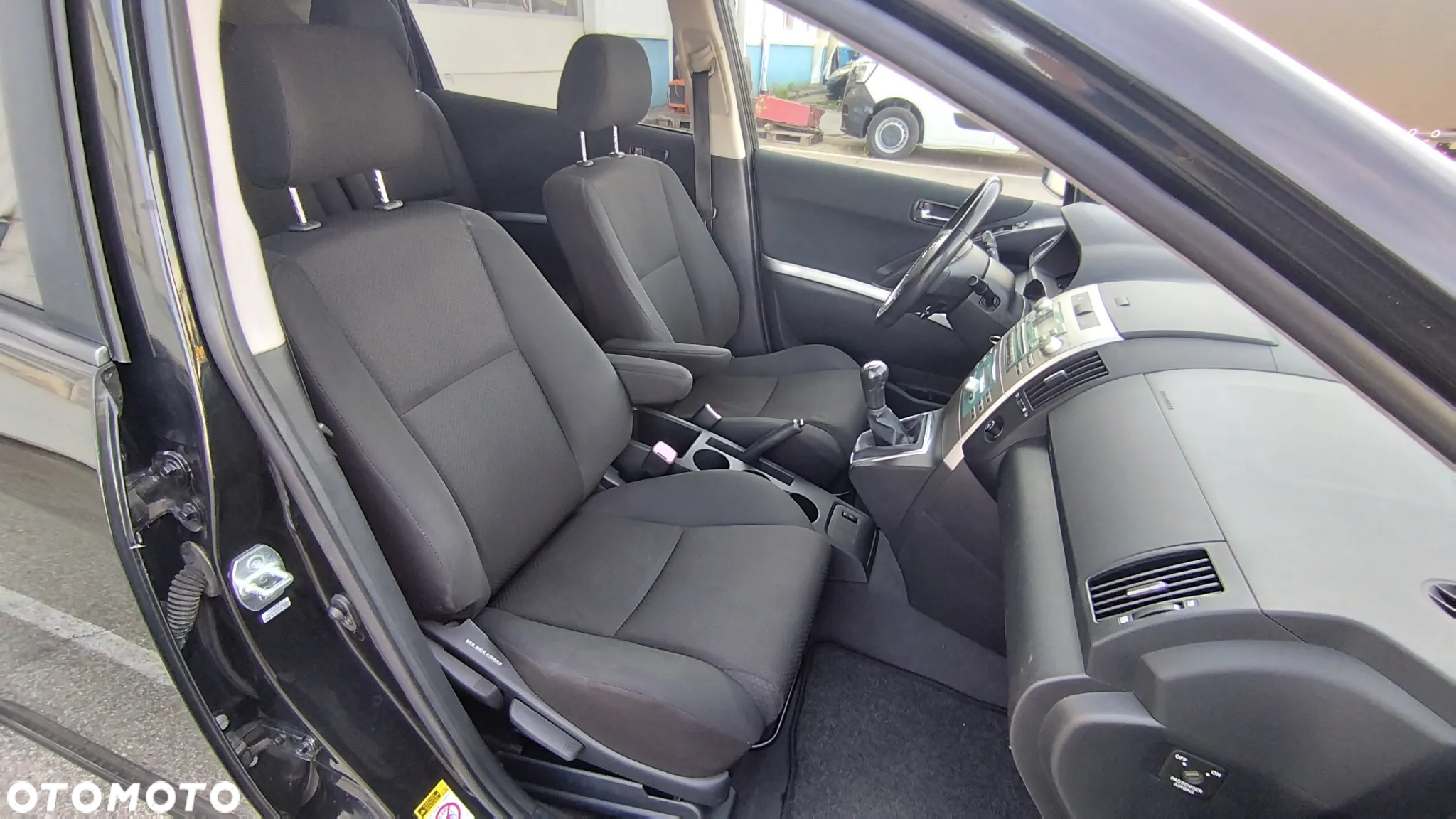 Toyota Corolla Verso 1.8 Sol + 7os - 22