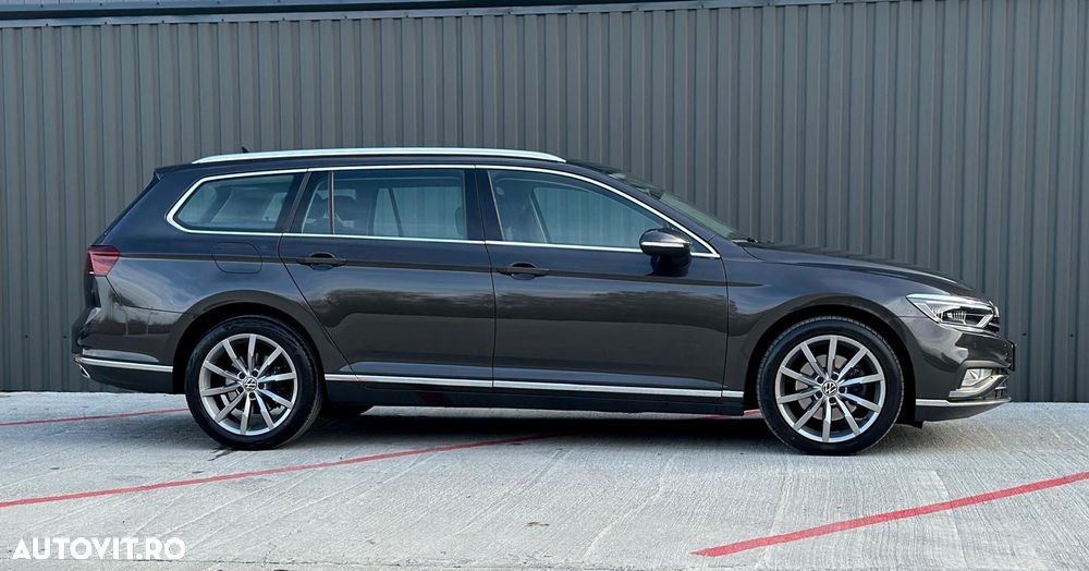 Volkswagen Passat Variant 2.0 TDI DSG Highline - 13
