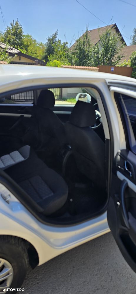 Skoda Octavia 1.6 MPI Classic - 8
