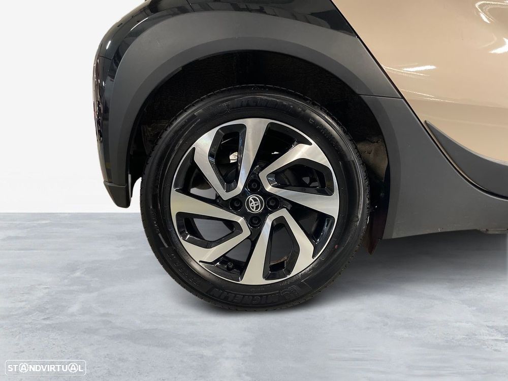 Toyota Aygo X 1.0 Pulse CVT - 18