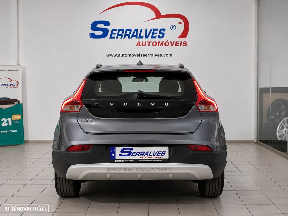 Volvo V40 Cross Country D2 Momentum - 6