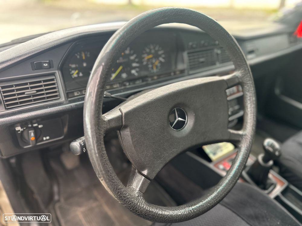 Mercedes-Benz A 190 - 16