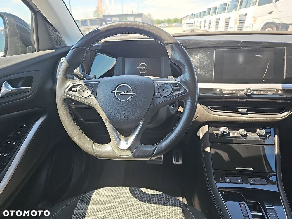 Opel Grandland 1.2 T Edition S&S - 11