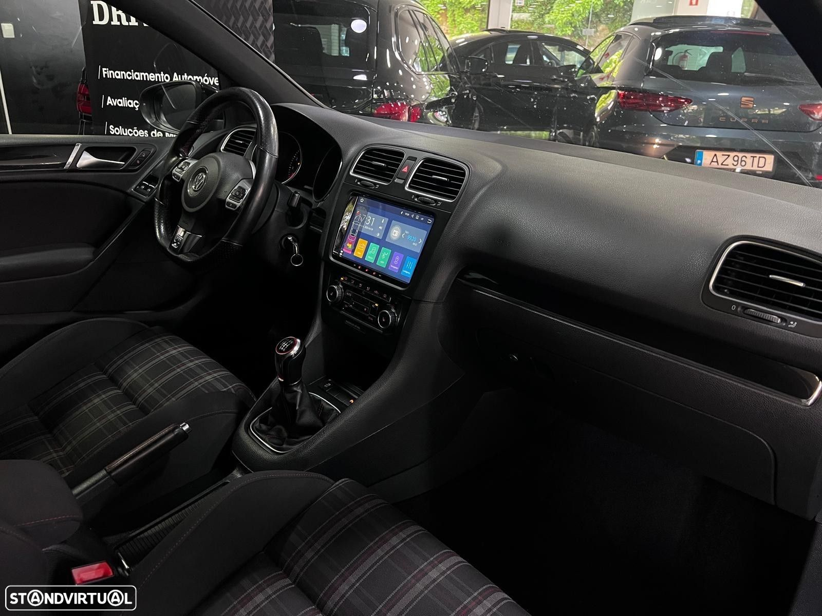 VW Golf 2.0 TSi GTI - 18