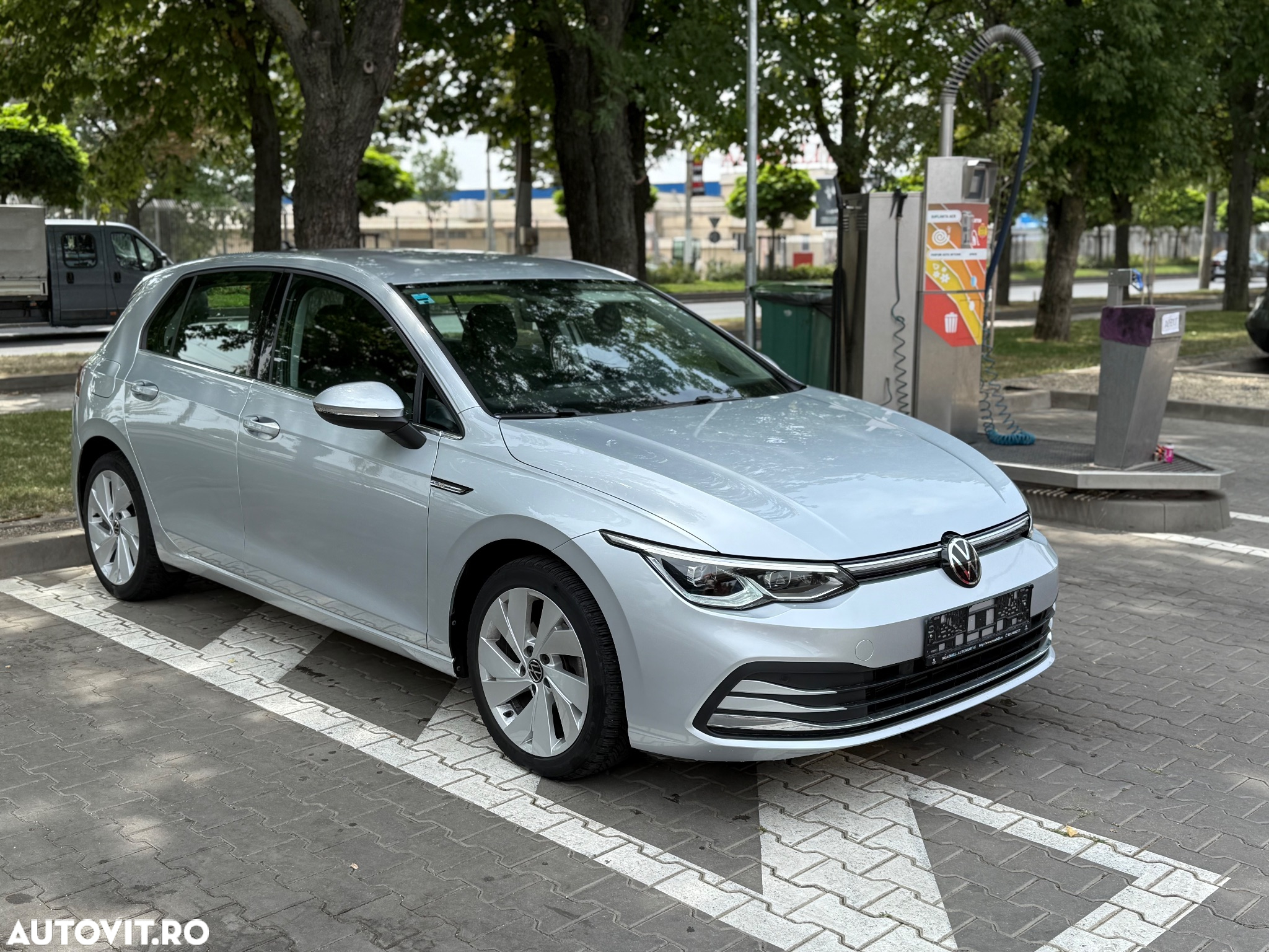 Volkswagen Golf 1.5 eTSI ACT DSG MHEV Style - 2