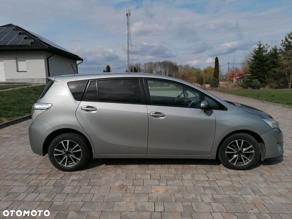 Toyota Verso 2.0 D-4D Active - 4