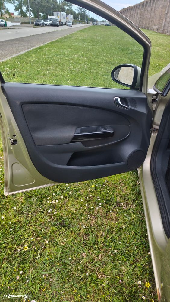 Opel Corsa - 14