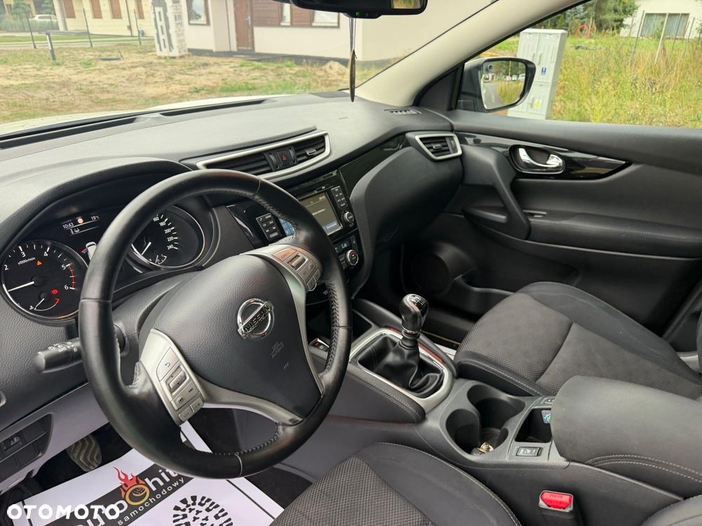 Nissan Qashqai - 10