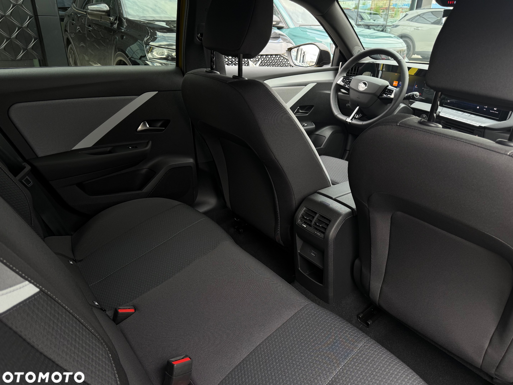 Opel Astra VI 1.2 T Edition S&S - 10