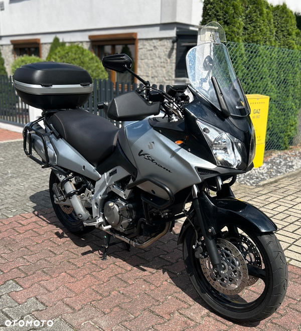 Suzuki V-STROM