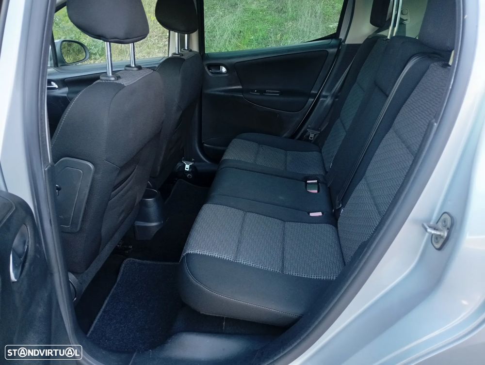 Peugeot 207 SW 1.6 HDi Sport - 8