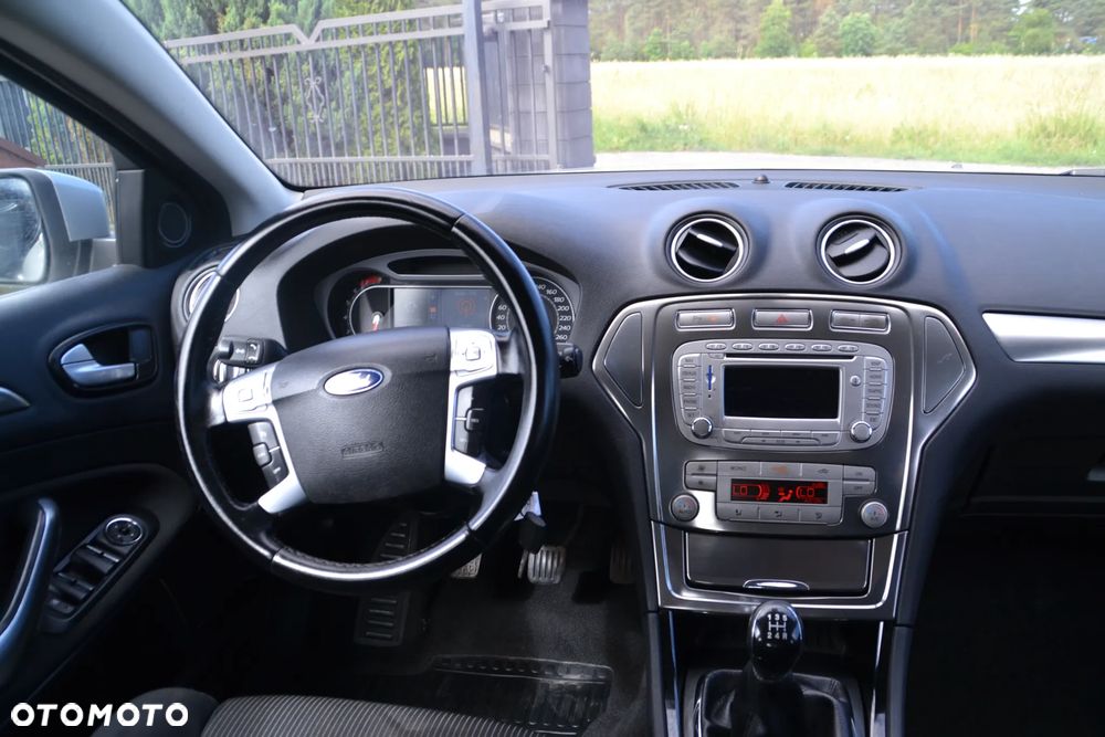 Ford Mondeo 2.0 Viva Titanium - 26