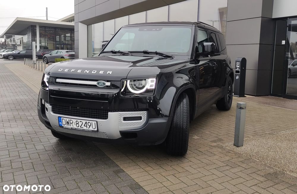 Land Rover Defender - 4