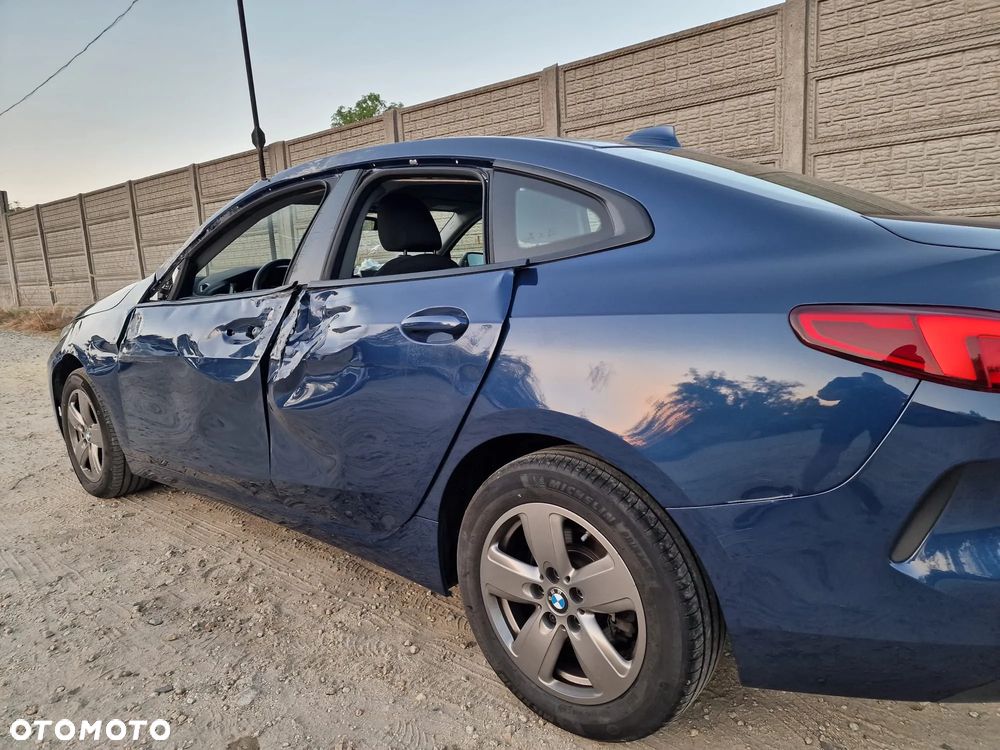 BMW Seria 2 218i Advantage - 24