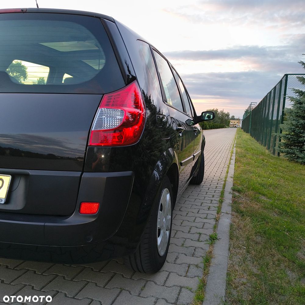 Renault Scenic - 7