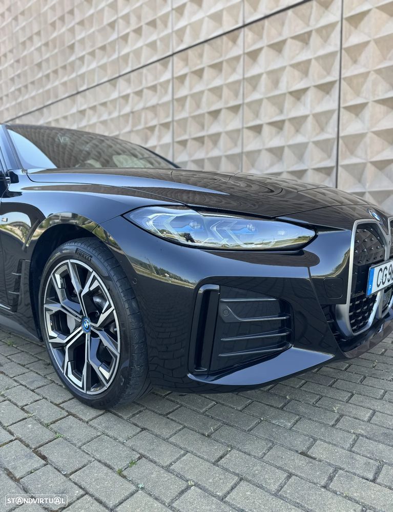 BMW i4 eDrive40 Pack Desportivo M - 3