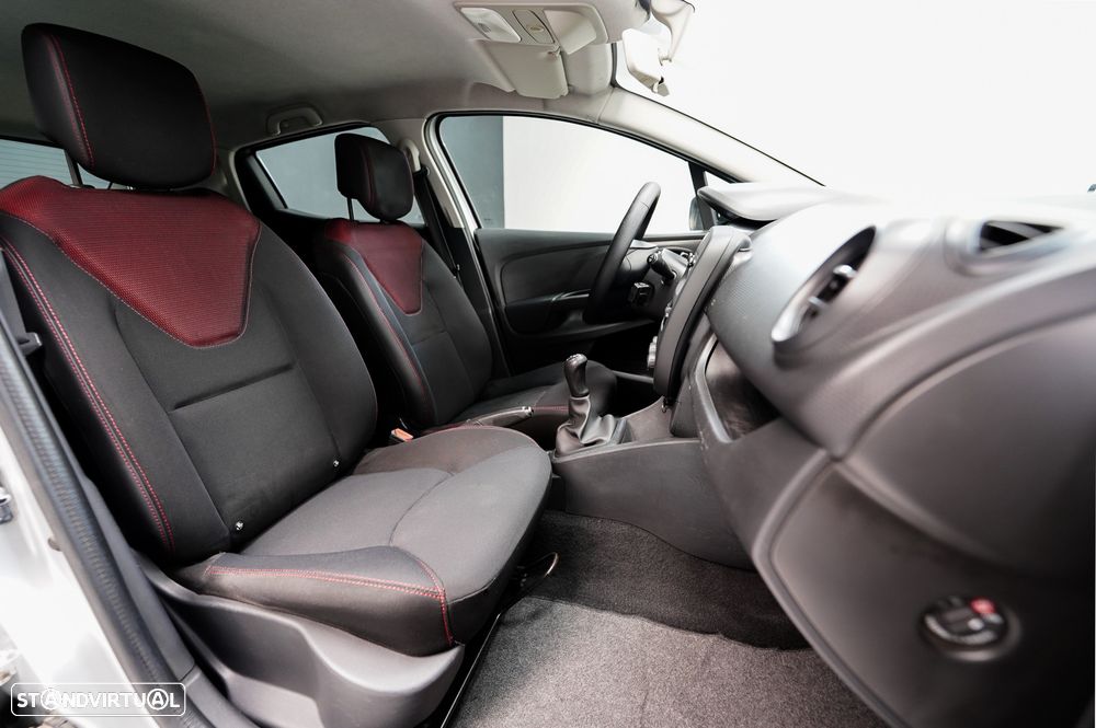 Renault Clio 1.5 dCi Confort - 6