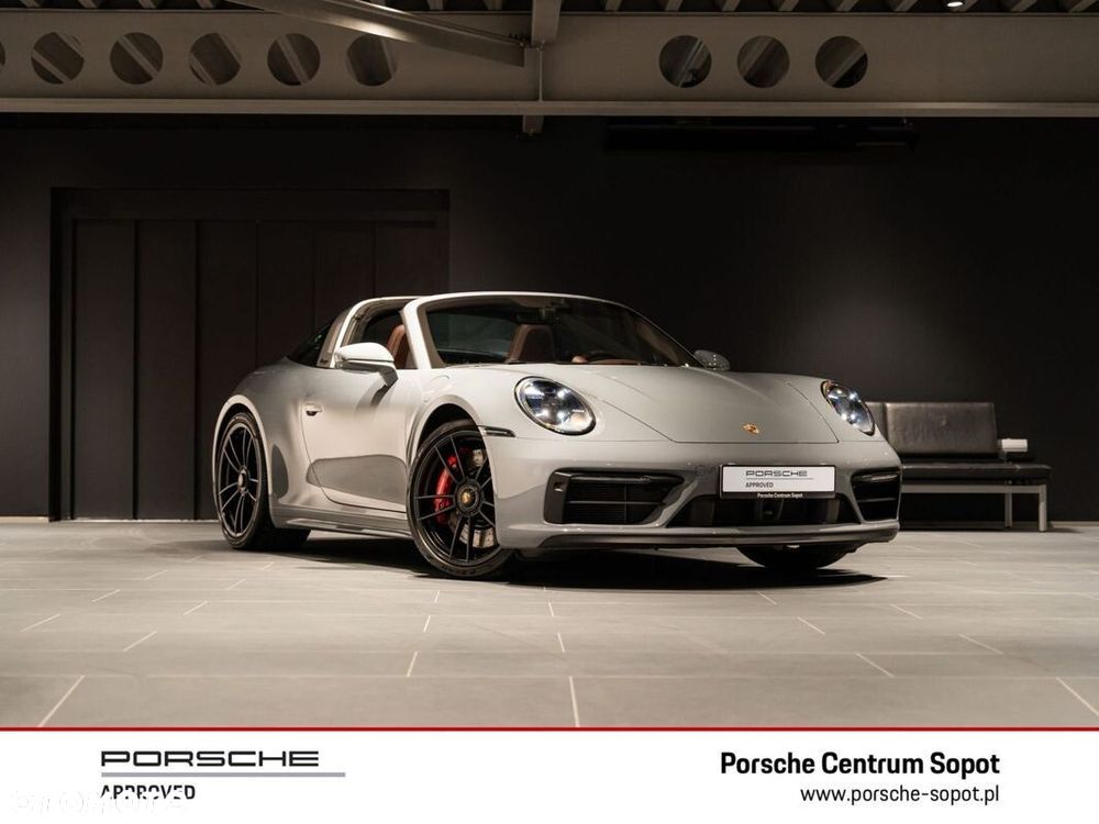 Porsche 911 Targa 4 GTS - 13