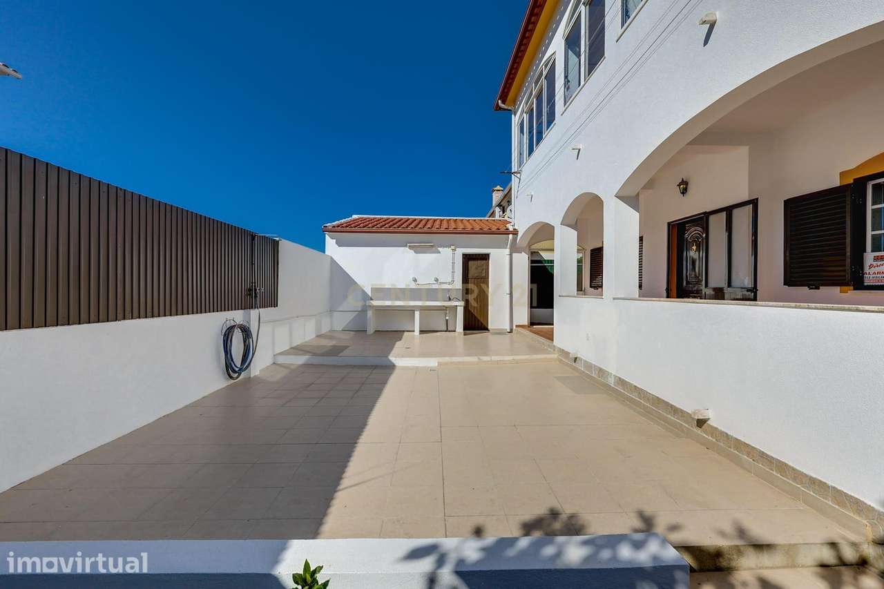 Moradia T4 em Fernão Ferro, Seixal - Grande imagem: 5/34